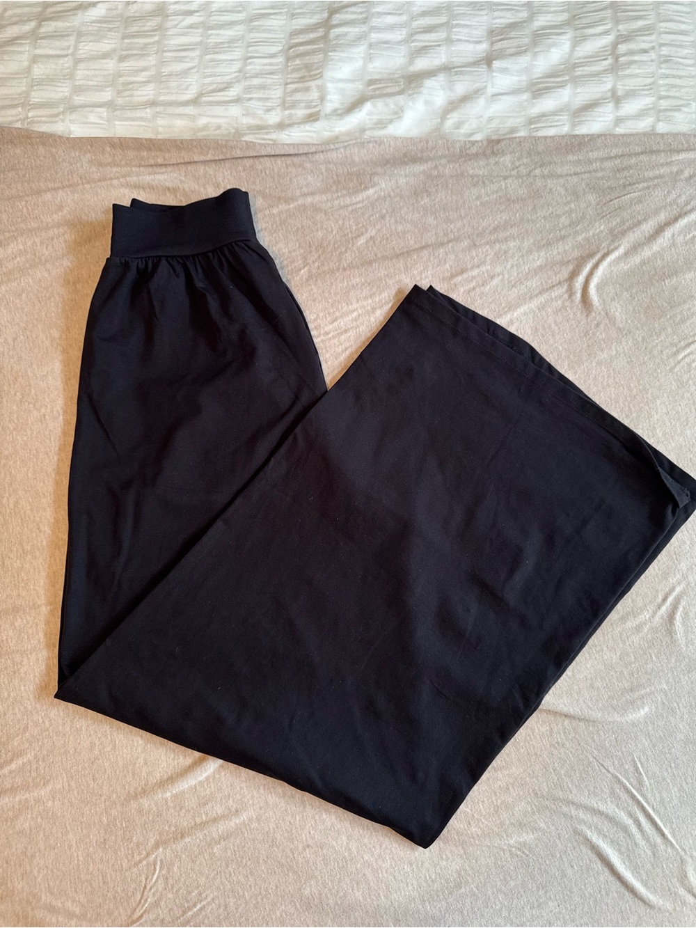 OQQ Black Wide Leg Pants- Size M
